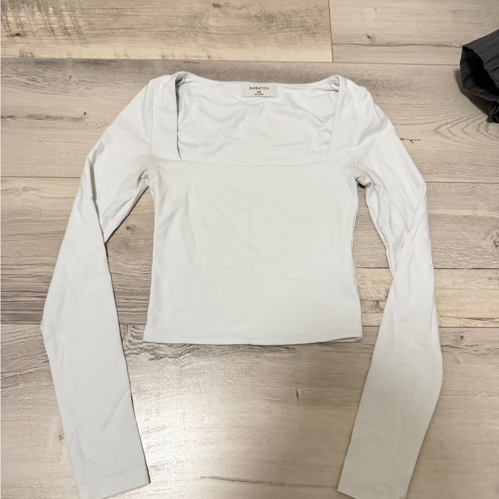 Aritzia Longsleeve | white